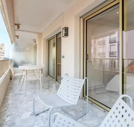 Palatine - Central, Balcon, Proche Palais&plages, Spacieux, Clim דירה קאן